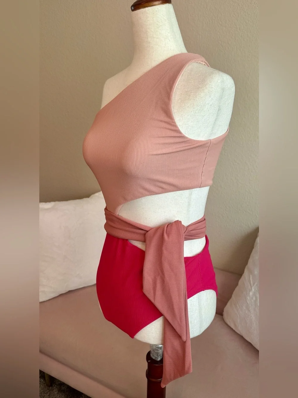BEACH RIOT Carlie One-Piece Pink Rouge Color Block Ribbed Swimsuit Large NWOT